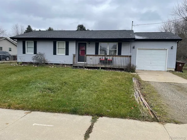 411 S Clark, Webberville, MI 48892