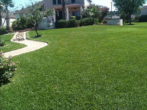 3rd image of 1900 Blue Heron Ln