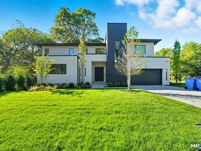 94 Downey Dr, Tenafly, NJ, 07670