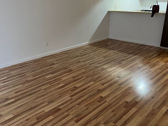 4th image of 3319 W Campus Ave