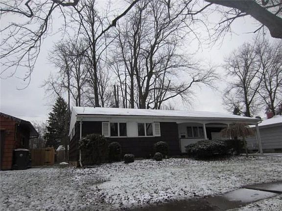 3rd image of 809 Meadowbrook Dr