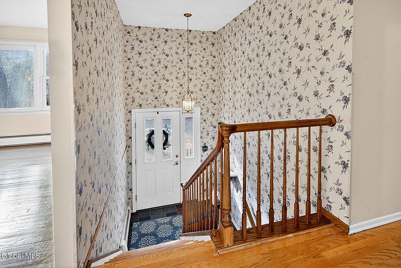 3rd image of 54 Normanside Drive