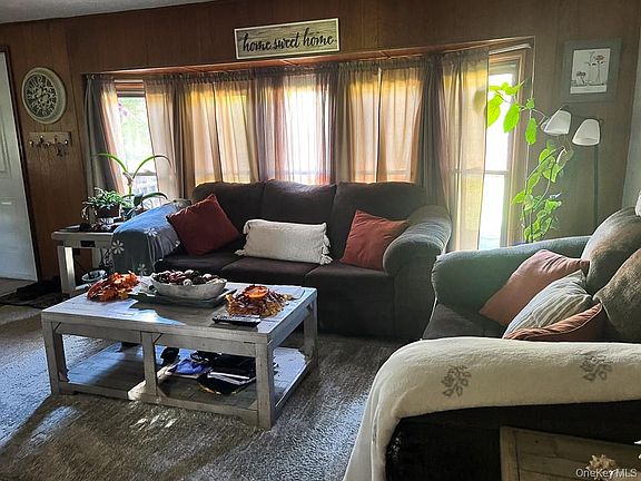 4th image of 166 Seeman Road