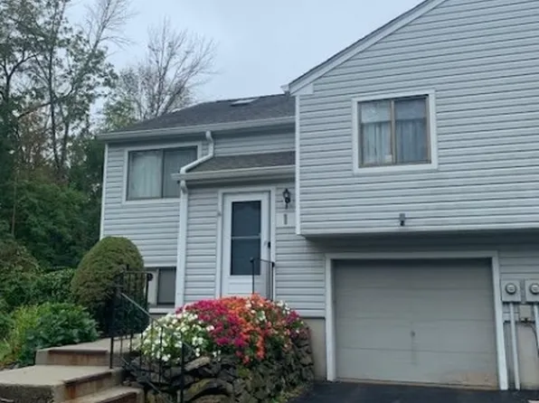 1 Woodbine Dr, Hardyston Twp., NJ 07419