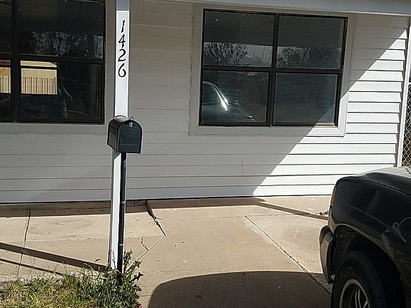 2nd image of 1426 N Pennington Dr