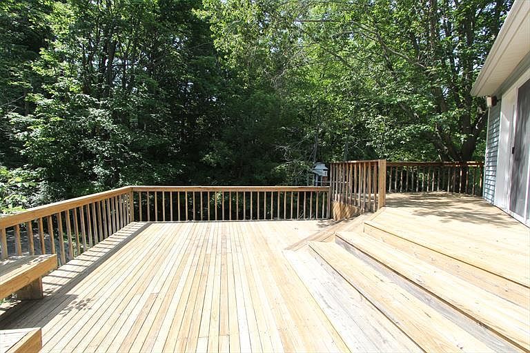 1st image of 1225 Forest Ct
