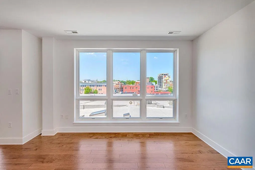 1 bed, 1.0 bath, 865 sqft, $2,500 — Photo 4
