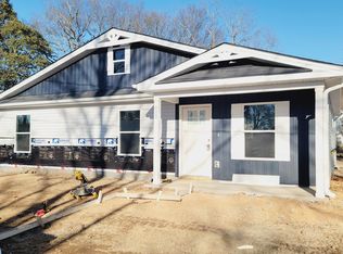 105 Walnut St, Gaffney, SC 29340