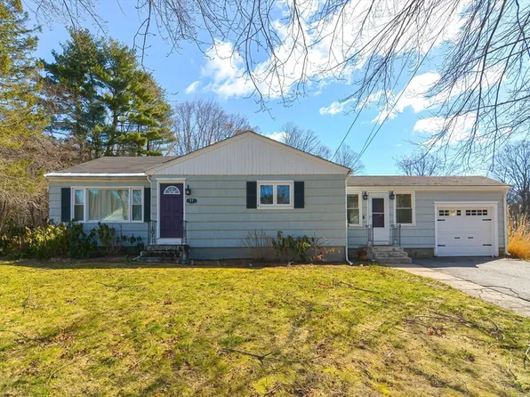 11 Caswell Ct, Douglas, MA 01516