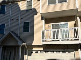 40 Ferris Ave APT 2, Norwalk, CT 06854