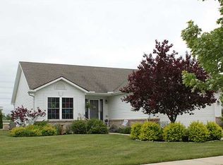 763 Greystone Dr, Bowling Green, OH 43402