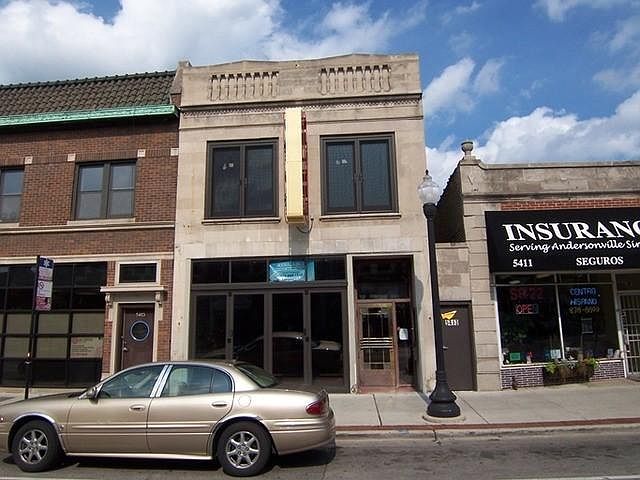 2nd image of 5413 N Clark St #5cdw424su