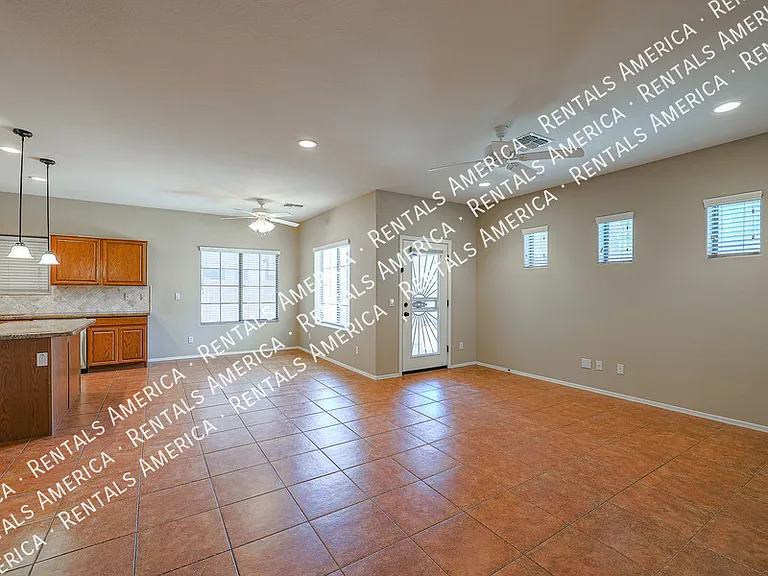 16021 W Custer Ln — Photo 8