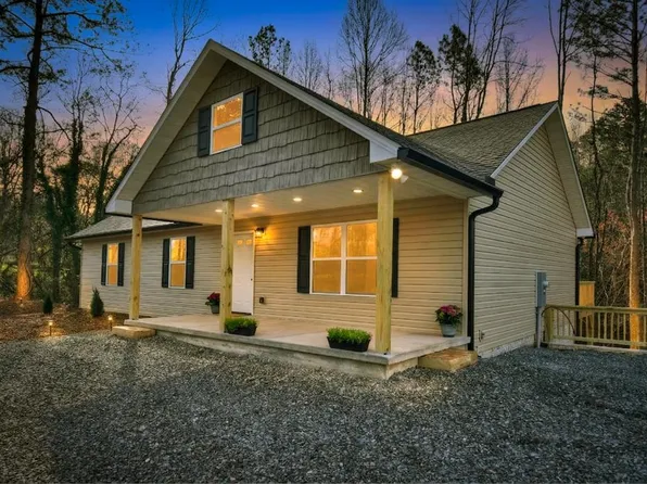 300 Mulberry St, East Ellijay, GA 30540