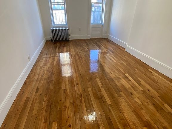 5th image of 449 E 84th St #5A