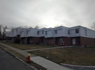 137 Naugatuck St #137, Hartford, CT 06120