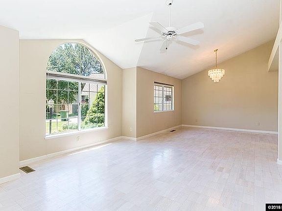 3rd image of 1056 Aster Ct