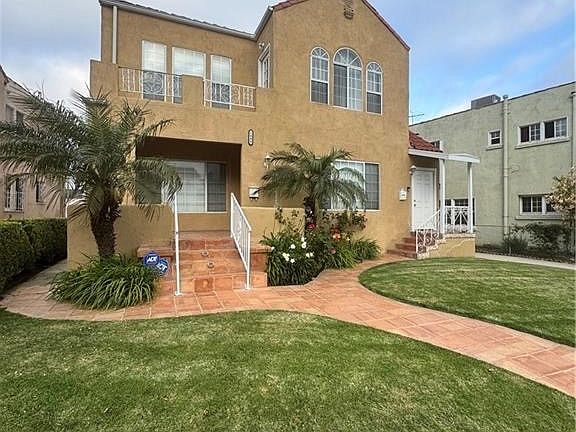 2nd image of 1046 S Citrus Ave