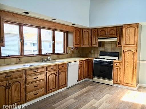 29 Wellington Rd. #0 Medford - Wellington Shared Unit Photo