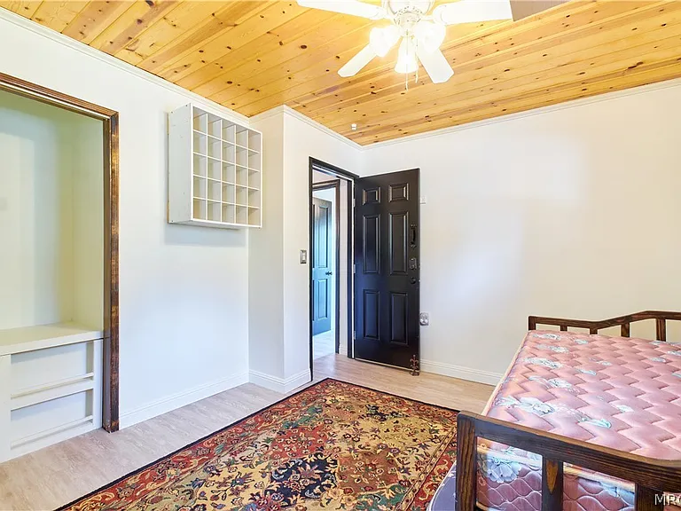 509 Wallace Ln — Photo 39