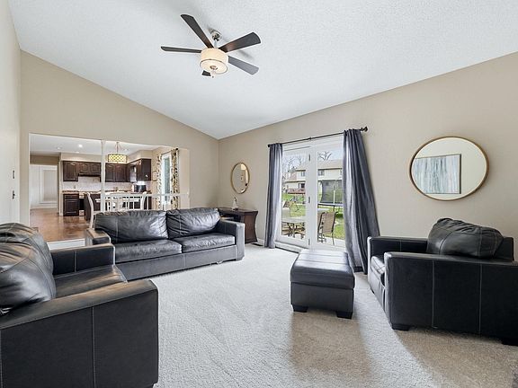 5th image of 9210 Eagle Creek Ct