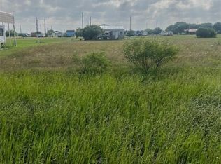 61 Sea Urchin Ln, Palacios, TX 77465