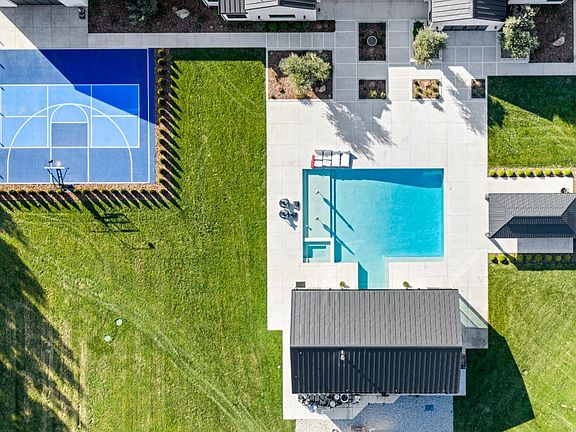 3rd image of 2735 Rattlesnake Rd