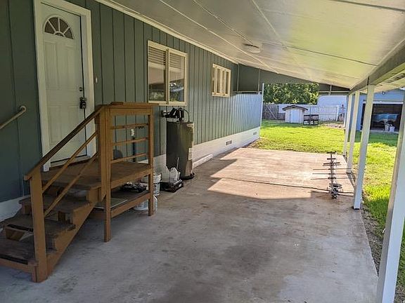 3rd image of 367 Beehive Dr