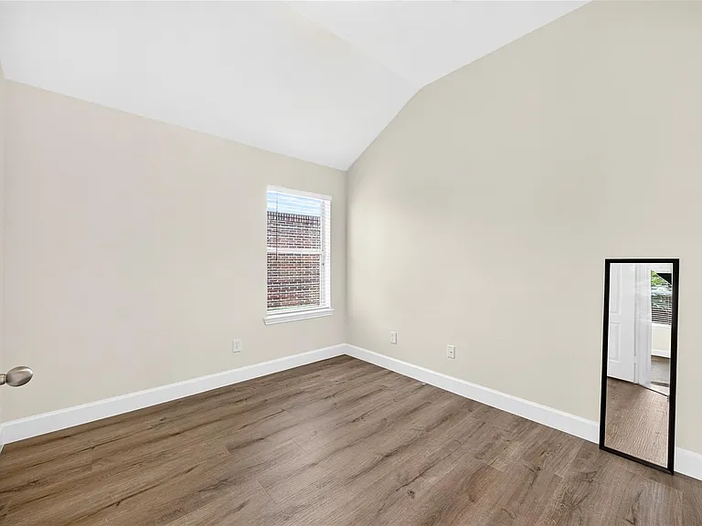 2606 Cypress Springs Dr — Photo 31