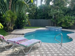 4715 Collier Rd, Lake Worth, FL 33463