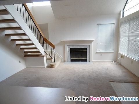 4th image of 1609 Airy Hill Ct