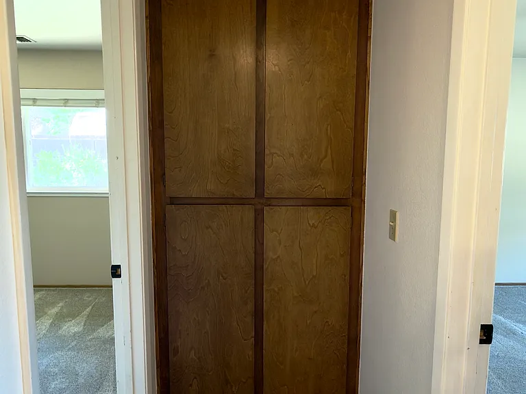 8664 Deschutes Rd — Photo 17