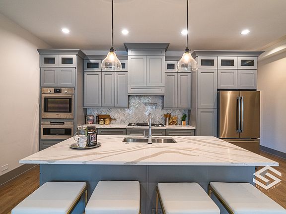 5th image of 4311 S Berkeley Ave #1