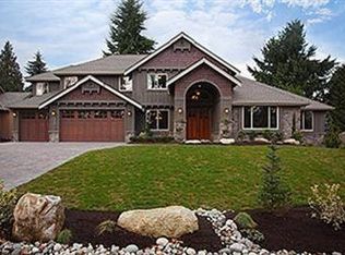 10518 NE 20th St, Bellevue, WA 98004