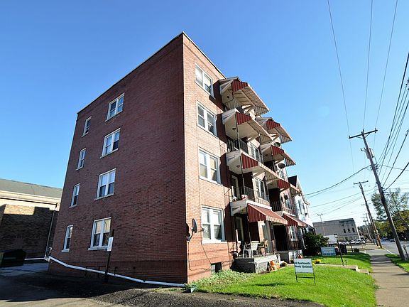 3rd image of 1306 8th Ave APT 4