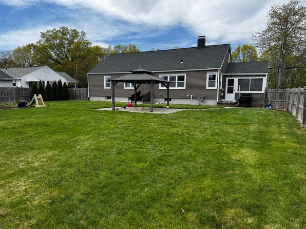 207 Ridgewood Rd, East Hartford, CT 06118