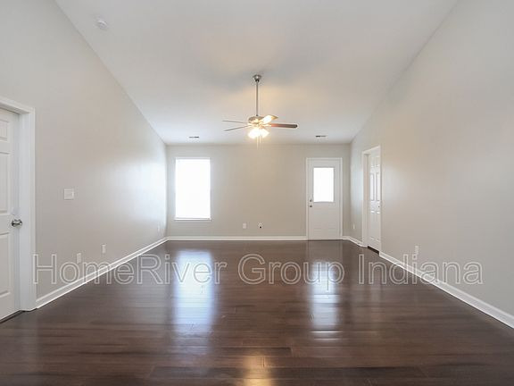 4th image of 6623 Southern Cross Dr
