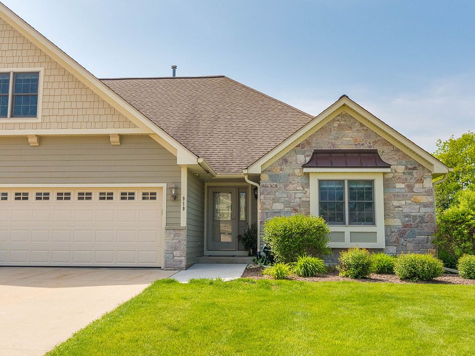 1st image of 919 Foxland Pl