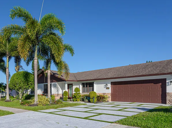 1302 Larch Way, Wellington, FL 33414