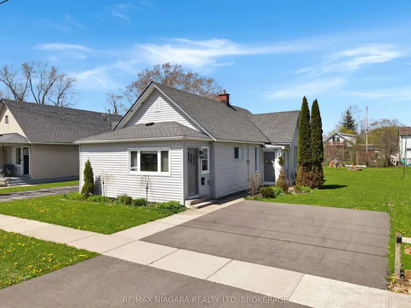 228 Courtwright St, Fort Erie, ON L2A 2R8