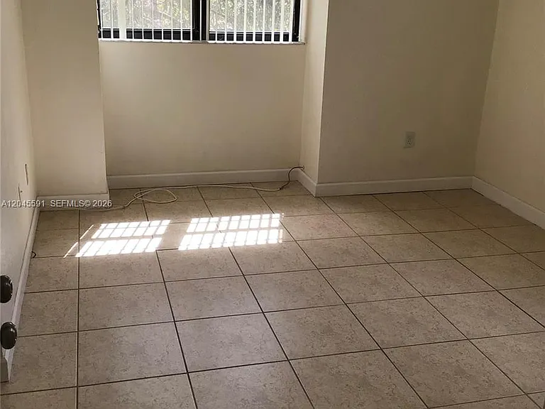 10975 SW 107th St #302 — Photo 16