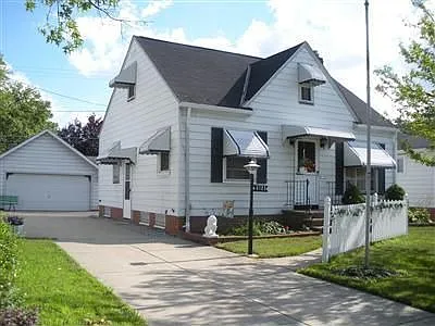 4103 Wood Ave photo 1