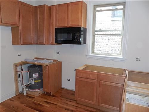 2nd image of 1453 N Monticello Ave #1
