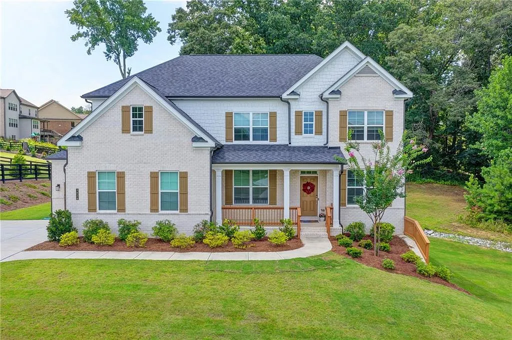 4 bed, 3.0 bath, 3004 sqft, $3,950 — Photo 3