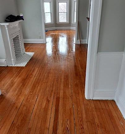 2nd image of 466 W Utica St #4