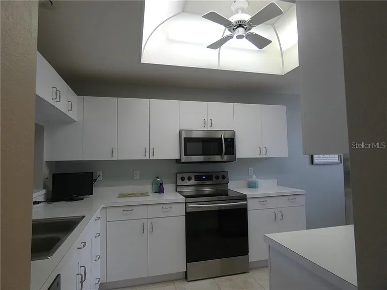 8735 Olde Hickory Ave #8101 — Photo 2