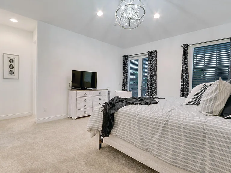 114 Ocean Breeze Dr — Photo 16