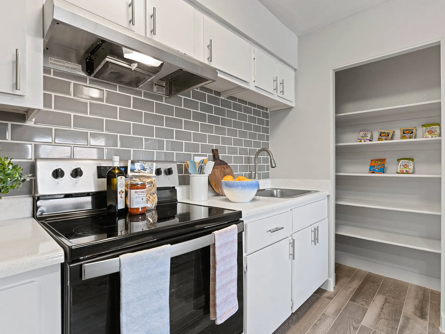 Alegria Apartment Homes — Photo 1