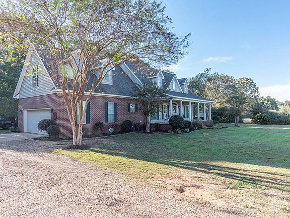 3rd image of 325 Pebble Creek Rd