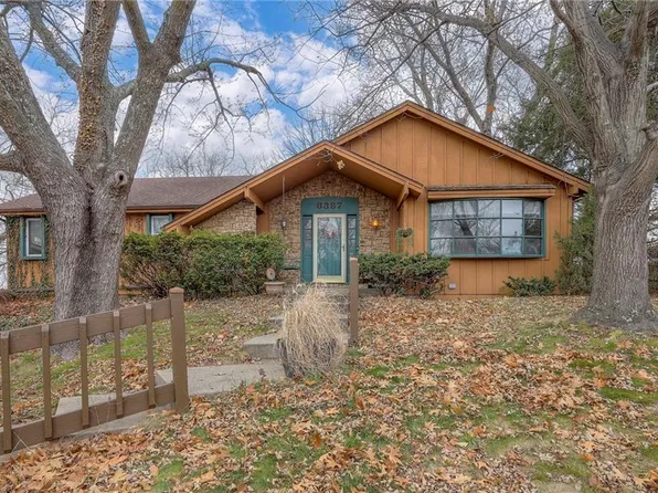 8387 N Britt Ct, Kansas City, MO 64151